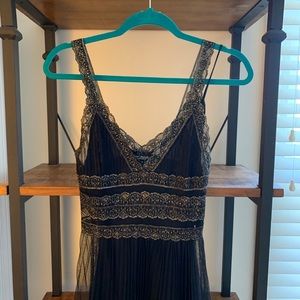Sz 4 Betsey Johnson sheer dress w/ slip